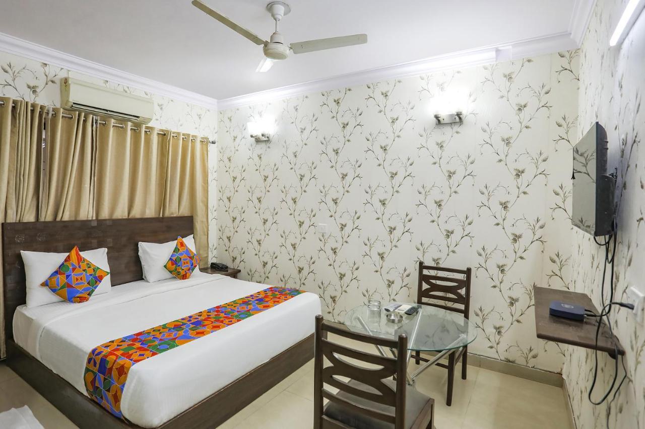 Fabexpress Jpm Harshdeep Otel Yeni Delhi Dış mekan fotoğraf